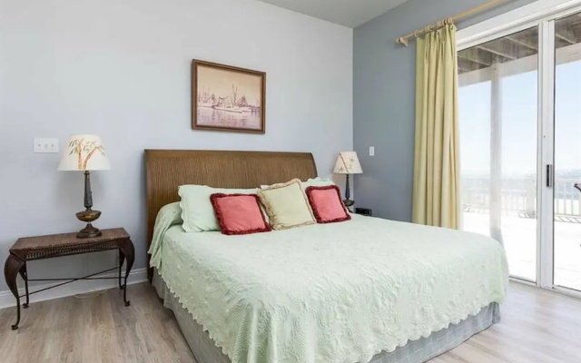 Mar Vista by Meyer Vacation Rentals