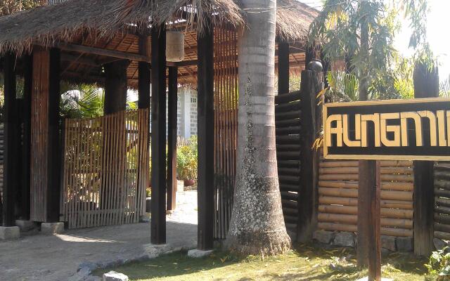Aung Mingalar Hotel вид на фасад