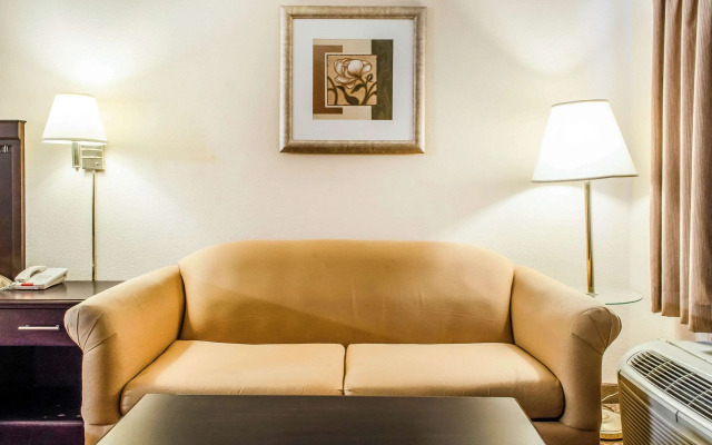 Rodeway Inn Shippensburg I-81