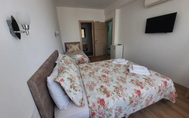 Adil Otel