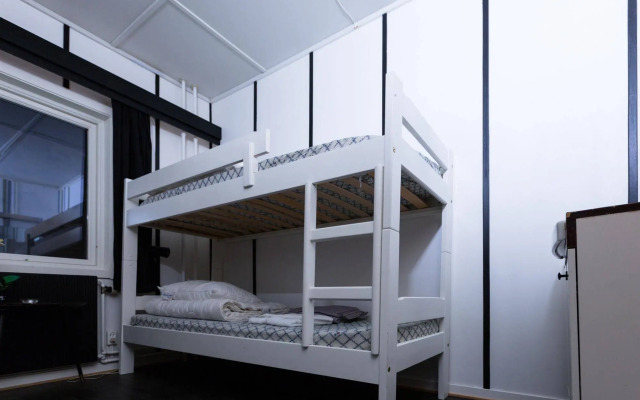 Gjestehuset 102 - your home away from home!