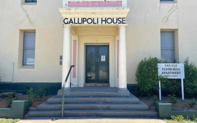 Gallipoli House- The Loft Apartment