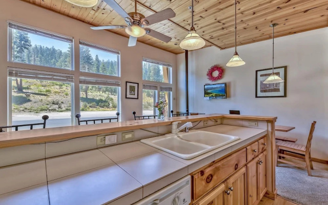LC06 Lost Cabin - 3 Br Condo