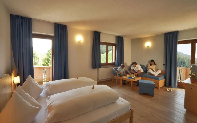 Hotel Dolomiten