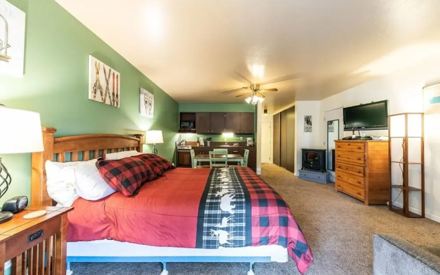 224 Bldg B 1 Bedroom Condo