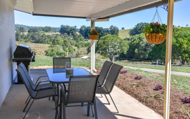 Yungaburra Lodge