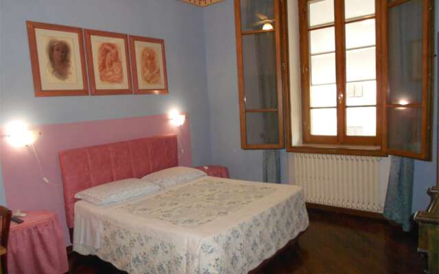 Отель B&B Tarussio Ареццо вид на фасад