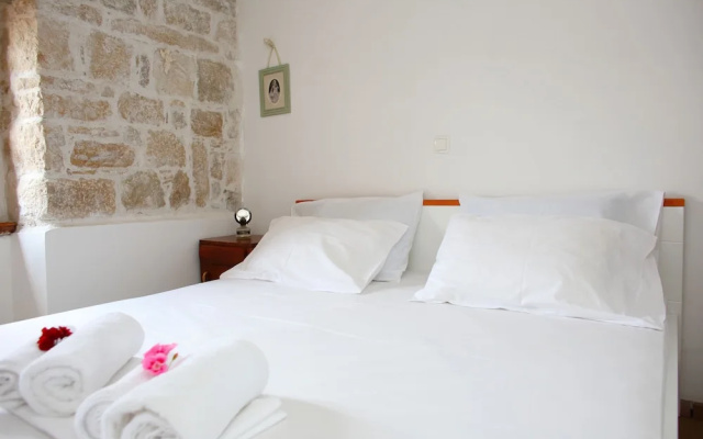 Apartments Zecic