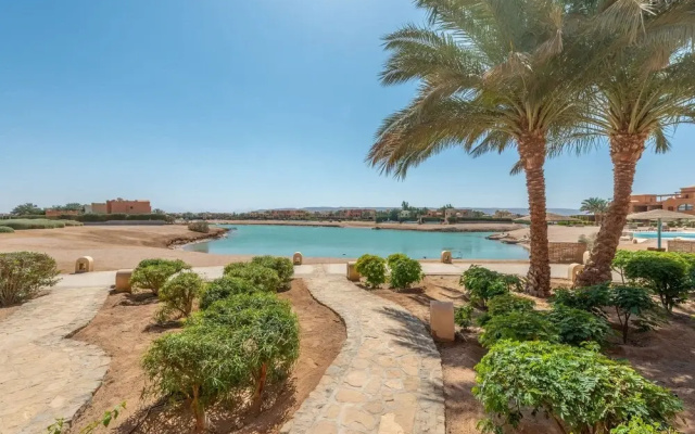 Vesta - Luxury APT - 1BR - West Golf