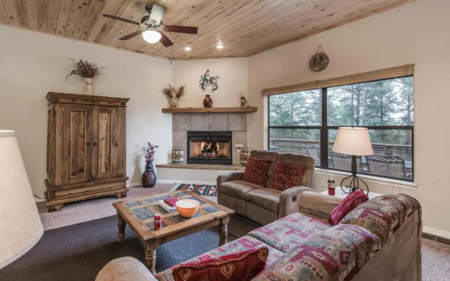 Alto Family Escape - Four Bedroom Cabin with Hot Tub