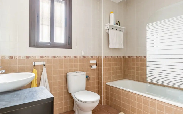 Comfy Holiday Home in Grazalema With Heating
