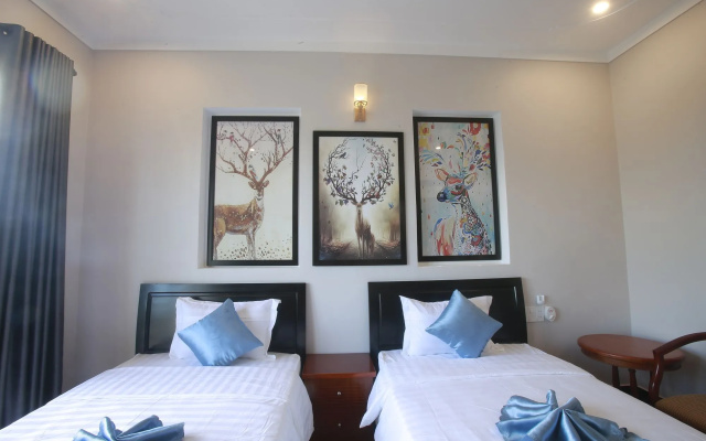 Home River Villa