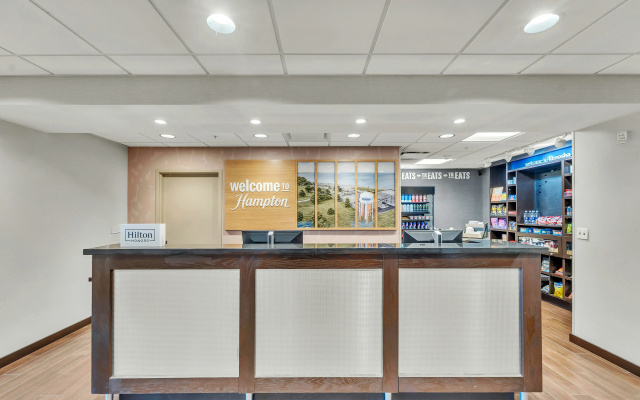 Hampton Inn & Suites Kenosha Pleasant Prairie