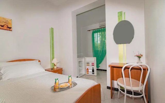 Kamarina resort