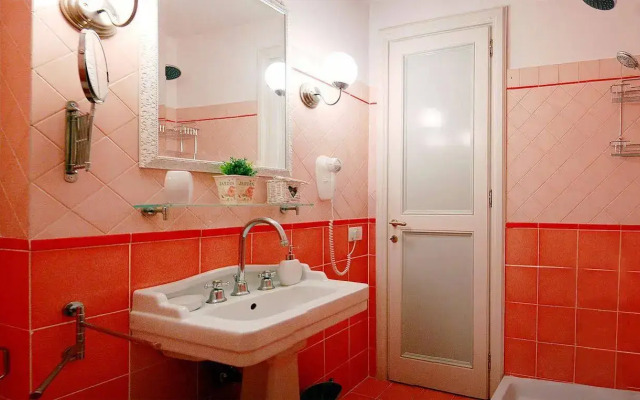 Piazza di Spagna Sweet Home