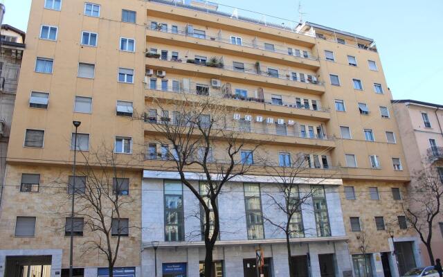 Hotel America вид на фасад