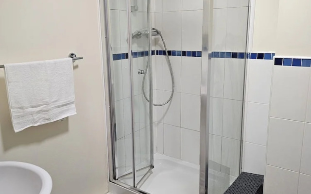 Remarkable 2-bed Apartment in Manchester