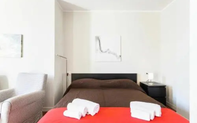 Rodrigo Lake Side Suite