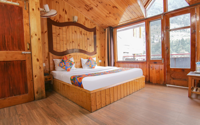 Fabhotel Pushpak