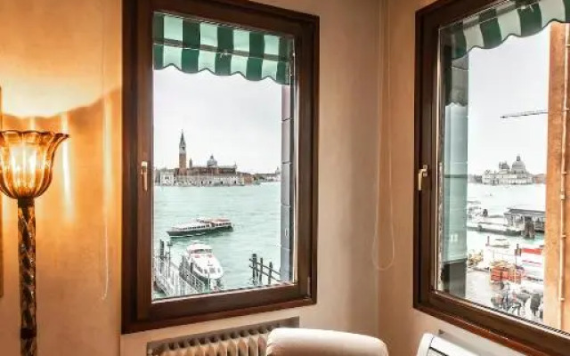 Bacino San Marco Exclusive View R&R