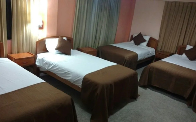 Premier Plaza hotel