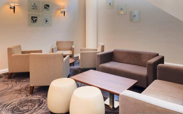 Отель Holiday Inn Express Manchester CC - Oxford Road Великобритания, Манчестер - отзывы, цены и фото номеров - забронировать отель Holiday Inn Express Manchester CC - Oxford Road онлайн интерьер отеля