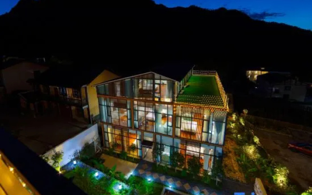 Yuelanshan · Guanyunshanju Homestay (Zhangjiajie National Forest Park Zimugang Middle Gate)