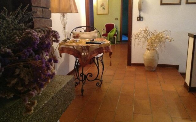 Отель Domus Rosarum Италия, Региональный парк Colli Euganei - отзывы, цены и фото номеров - забронировать отель Domus Rosarum онлайн питание