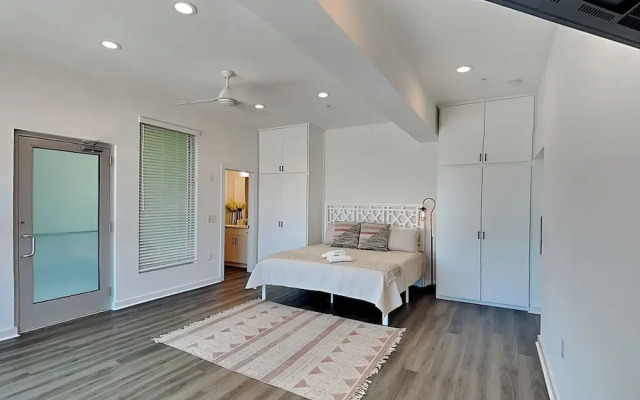 Boardwalk Pent House by Carolina Retreats