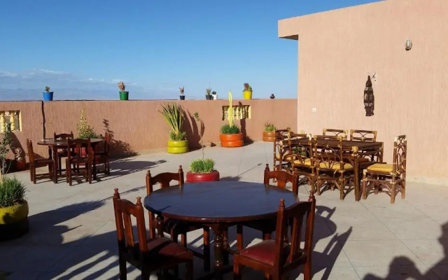 Afgo Hostel (Adults Only)