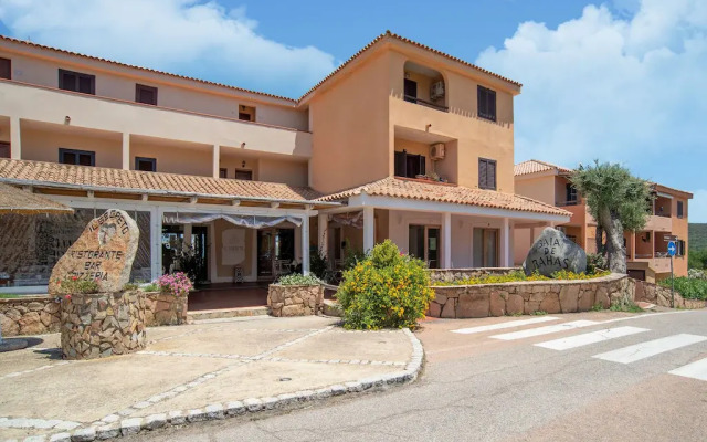 Serene Apartment in Marinella Near Beach