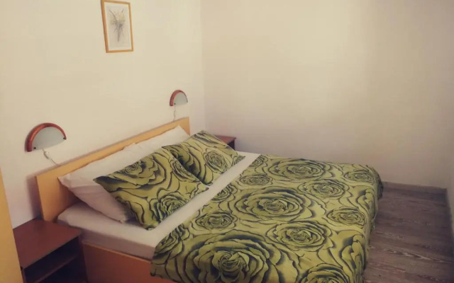 Apartments Ani