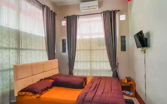 OYO 90374 De Orange Syariah