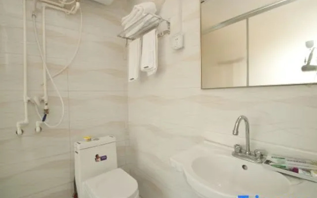 Feixian Xinyang Hotel