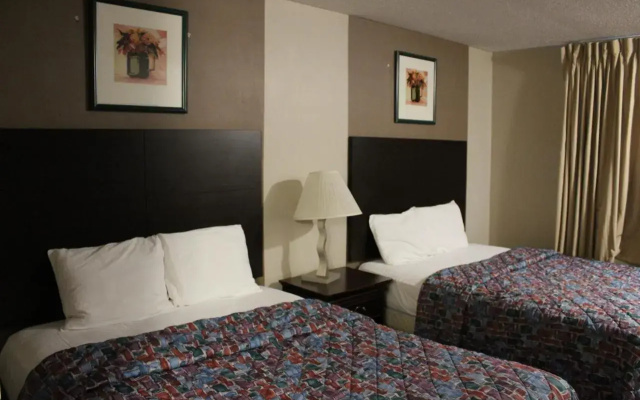 Select Inn Maple Grove