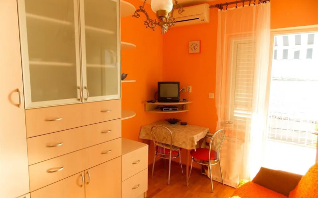 Apartments Tona