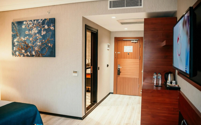 Grand Vaves Otel