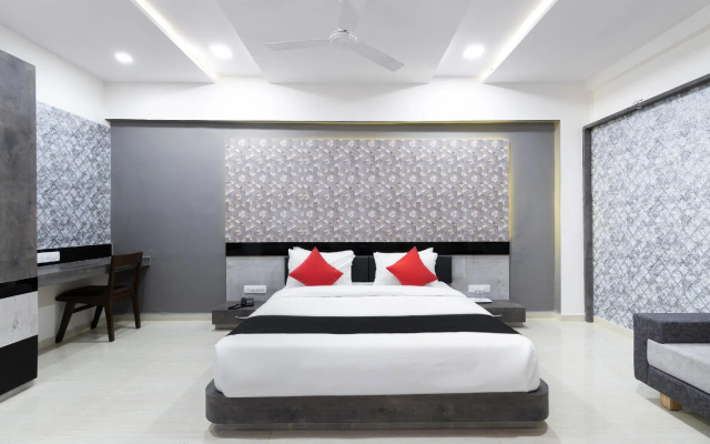 CAPITAL O64125 Hotel Tgt