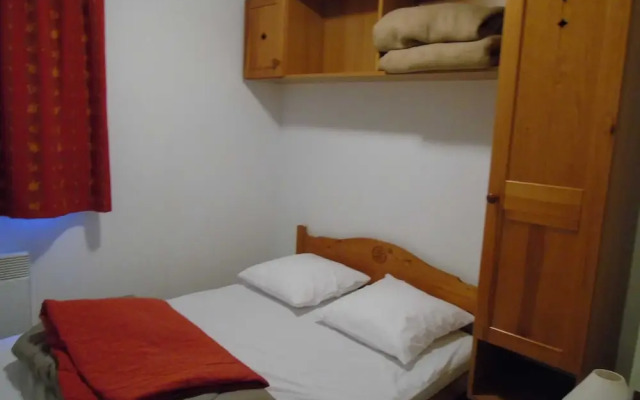 Lou Services Apartment G22 LSI 001
