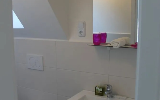 KLN Apartments