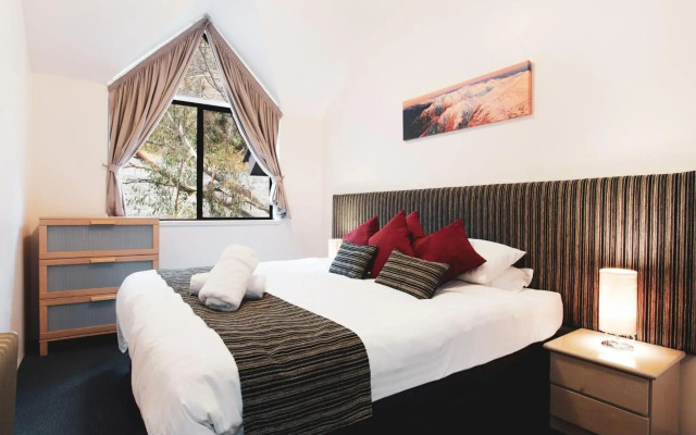 Lantern 1 Bedroom Loft with car space and Stunning View