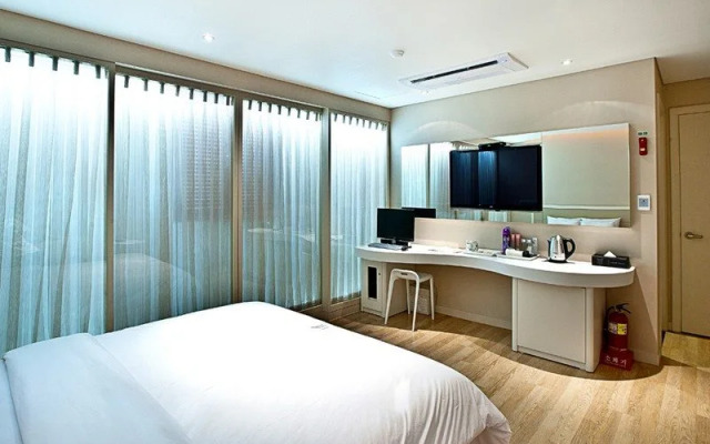 Hotel Theme