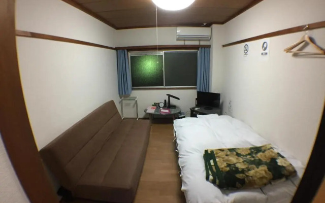 Kenroku Haitsu 201(兼六ハイツ201)