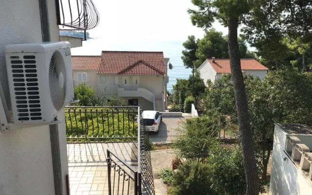 Seaside Apartments