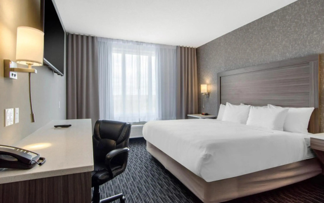 Comfort Inn & Suites