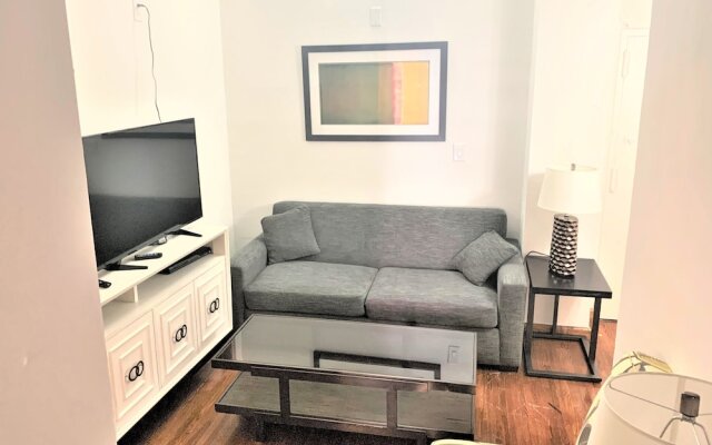 Chelsea Waterside Apartments 30 Day Stays in New York, United States of America from 604$, photos, reviews - zenhotels.com guestroom