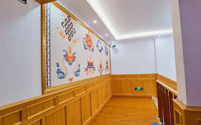 Yajiang Yangga Impression Hotel