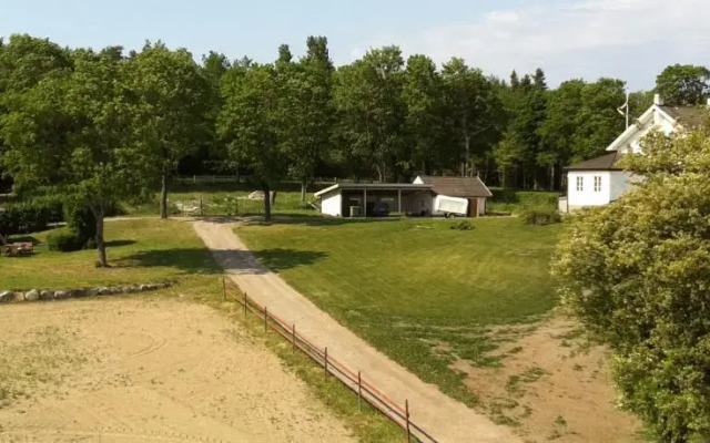 Gesta Gård