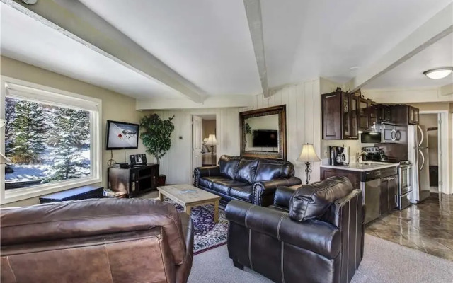Woodbridge 19C - 2 Bedrooms Condo