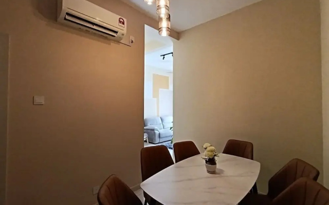 The Horizon Ipoh Dual L13 by Grab A Stay